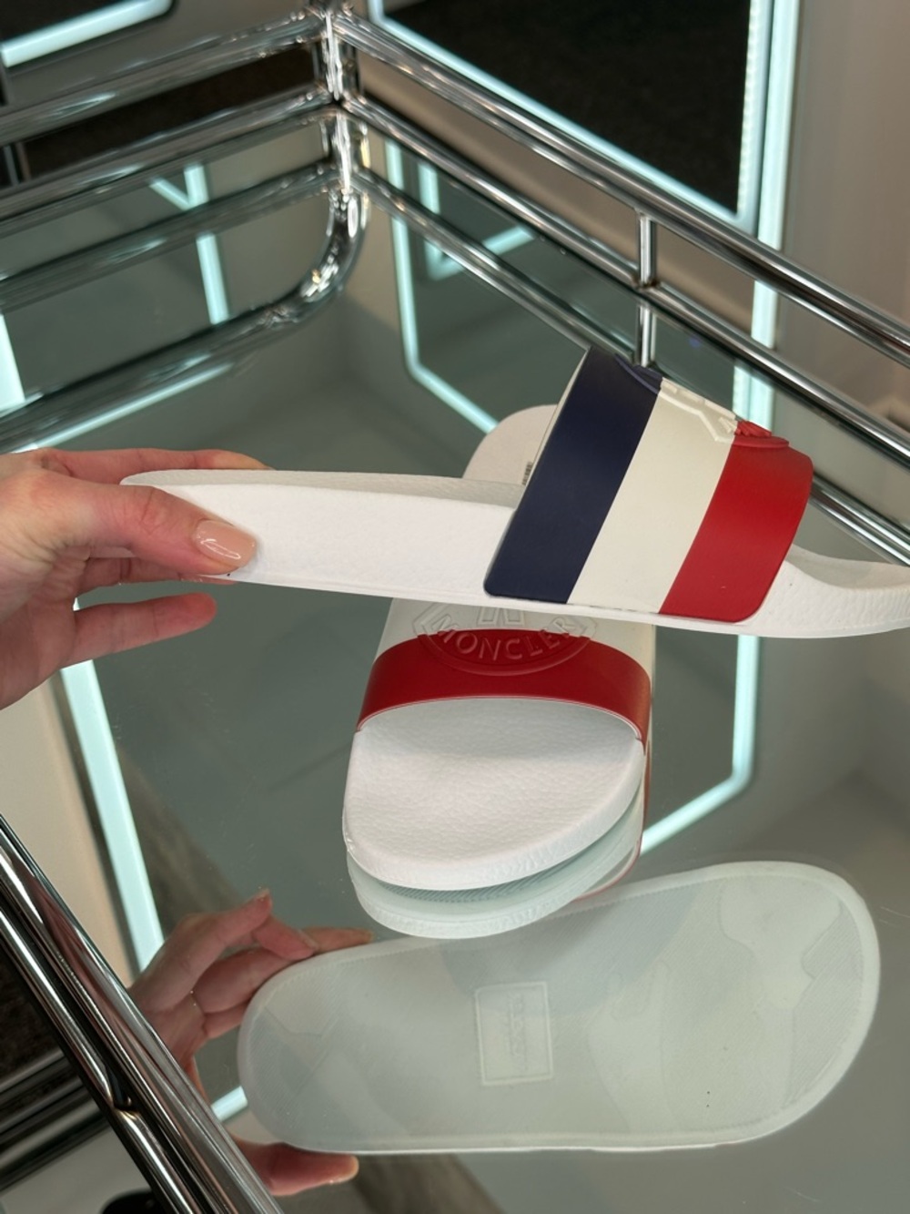 Moncler Slides - Picture 4 of 5
